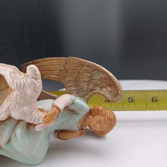 Fontanini Olivia Angel & Little Lamb Figurine - Picture 7 of 9